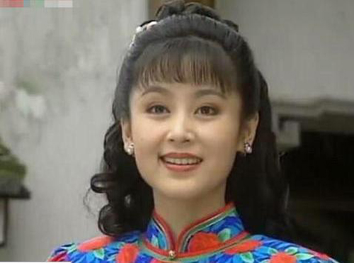 如今46岁的陈红素颜照曝光后昔日的美女已是老年斑爬满了面部岁月