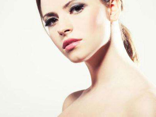 脸上起皮怎样快速去掉