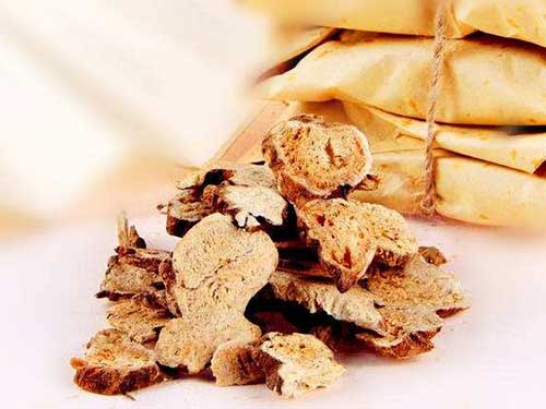 使用白术泡白醋能祛斑吗