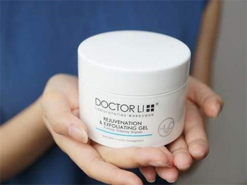 去角质膏能去黑头