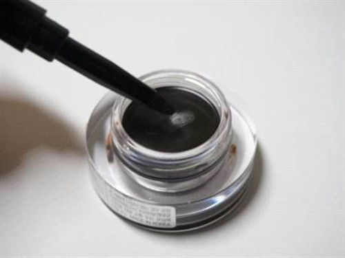 眼线膏哪个牌子好