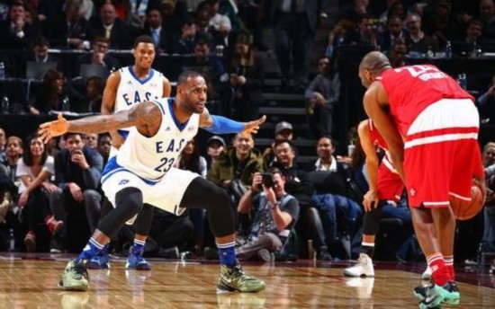 韦少蝉联MVP 科比最后全明星单挑詹姆斯 库里