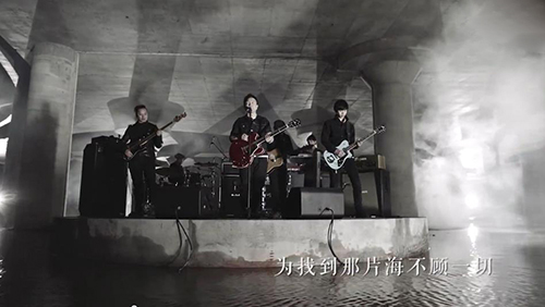 生活不止眼前的苟且-许巍mp3下载 完整歌词