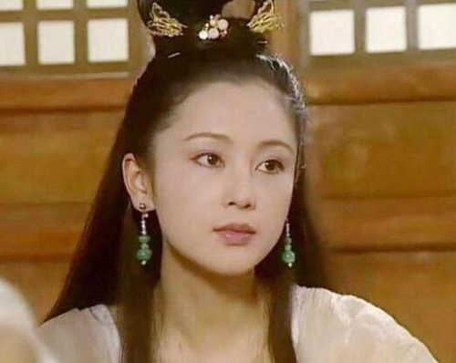 陈红早年剧照曝光美若仙 与近照对比差异大