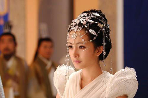 金扫帚奖揭晓杨幂三度封后详情