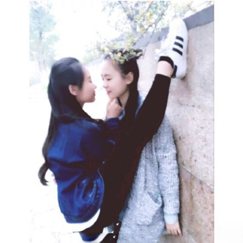 一字马壁咚撩妹新技能我给跪了