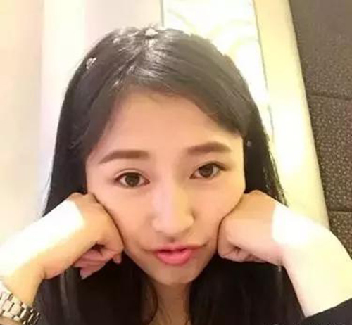 江西高校食堂女神 网友:又是别人的学校