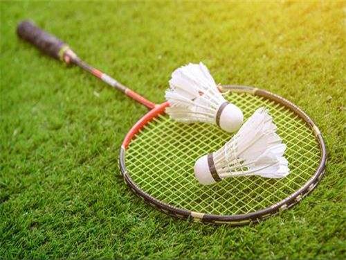 打羽毛球手腕疼怎么办