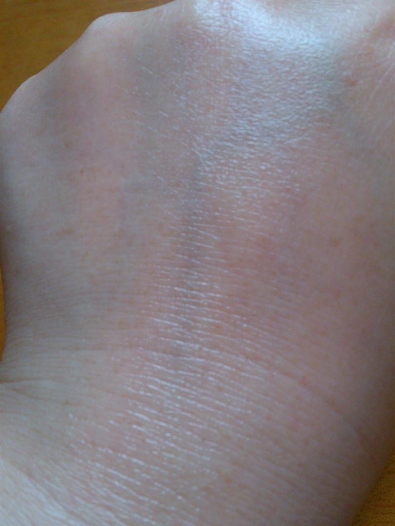 做个酸甜水嫩的女子 兰芝缤纷浆果酸奶滋养面