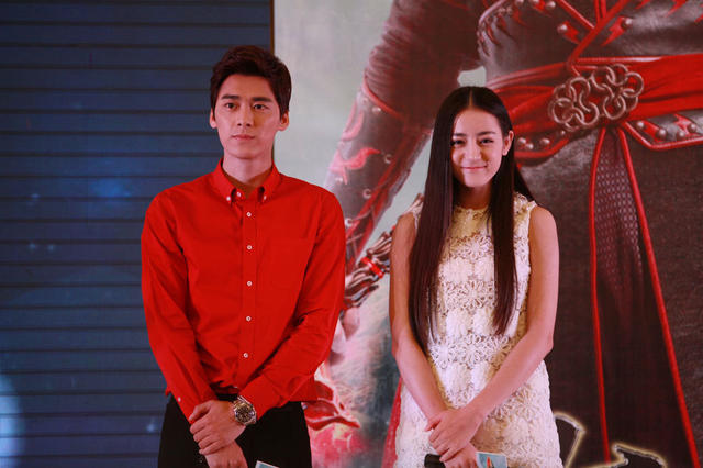 李易峰反串女主角 现场加码献唱《剑伤》-仙格