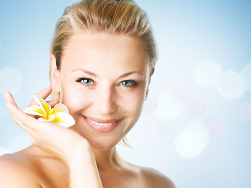 美国婕斯揭晓眼袋浮肿是什么原因 别让熊猫眼