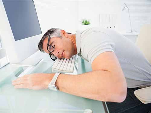 优莎娜男性保健品揭秘熬夜后补觉是否真的没事