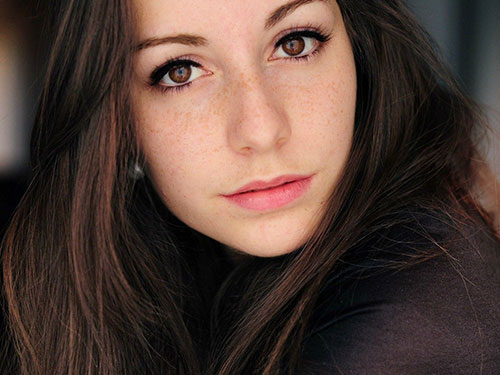 脸上长黑斑怎么去掉 美商婕斯赋活肌因美白精