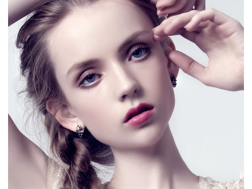 太天真了!你知道眼霜在护肤的第几步用吗?-海