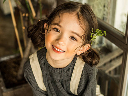 脸上色斑怎么淡化好?思妍丽帮你减少色斑-思妍