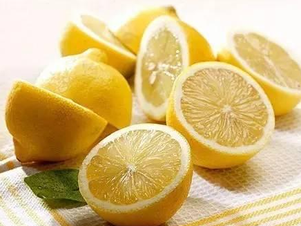 柠檬怎么吃才能美白